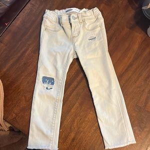 Excellent condition worn once Old Navy Skinnys ballerina, size 3